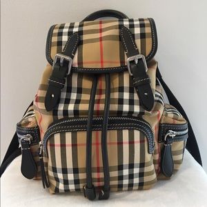 Authentic Burberry rucksack in check & leather